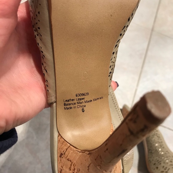 Audrey Brooke tan laser cutout sling back heels - Picture 5 of 5